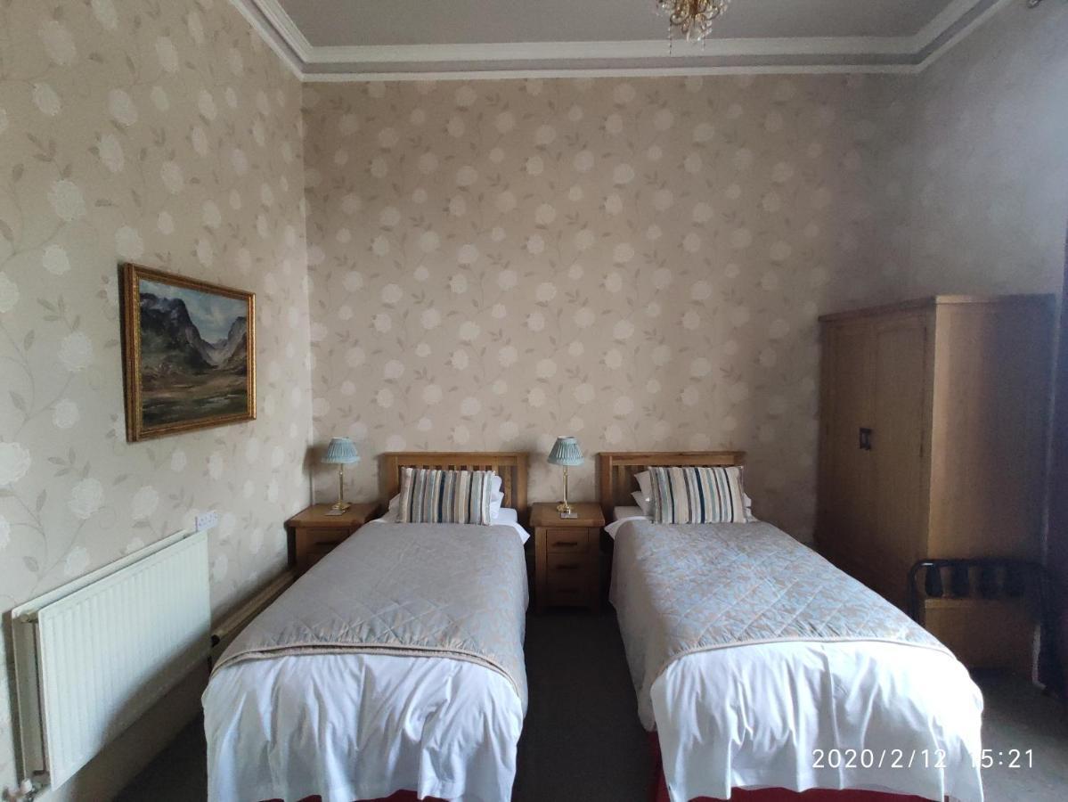 The Lodge Guest House 埃尔金 外观 照片